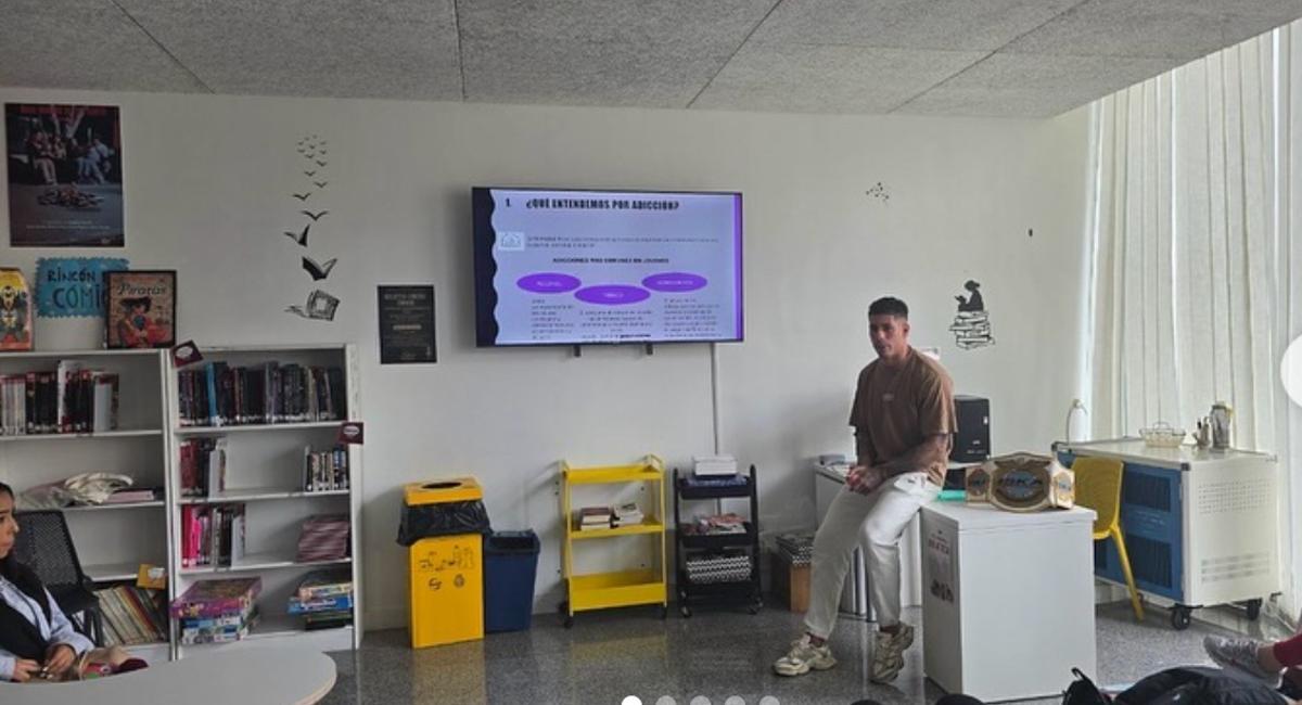 Nauzet, en una de las charlas.