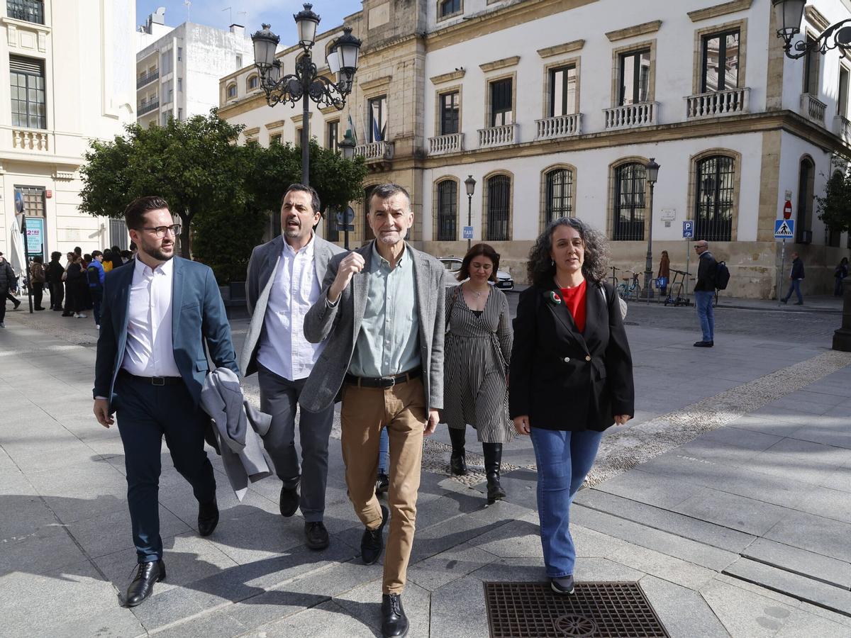 A.J.González Córdoba El coordinador federal de Izquierda Unida, Antonio Maíllo, y candidato de la coalición Por Andalucía a la Presidencia de la Junta, desarrolla agenda en la ciudad de Córdoba Rosa Rodríguez Ruz
