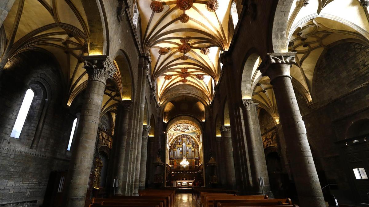 Interior de la Catedral de Jaca.