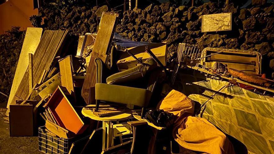 Santa Úrsula Struggles to Curb Illegal Waste Dumping Amid Lack of Local Regulations