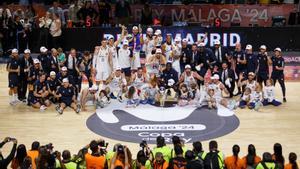 DIRECTO | Ayuso y Almeida reciben al Real Madrid de baloncesto tras su triunfo en la Copa del Rey