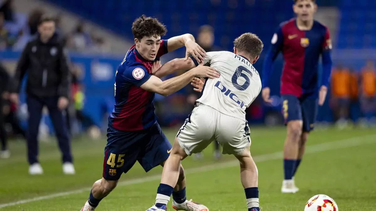 Bilbao Athletic - Bar?a Atl豕tic, en directo: resultado y goles en vivo del partido de la Primera RFEF