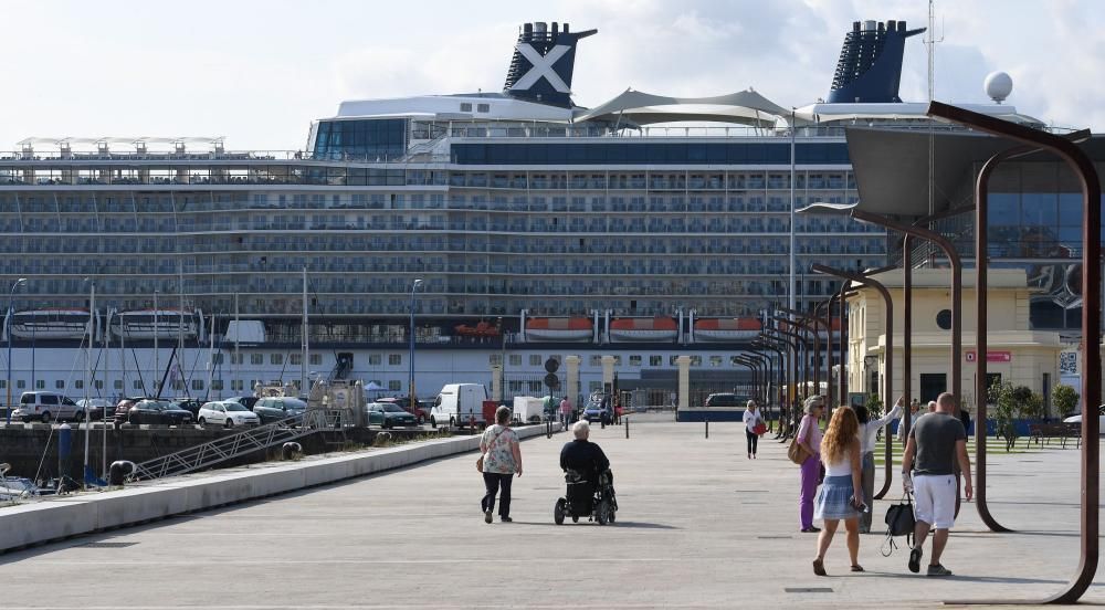 4.000 turistas en A Coruña en otra triple escala de cruceros