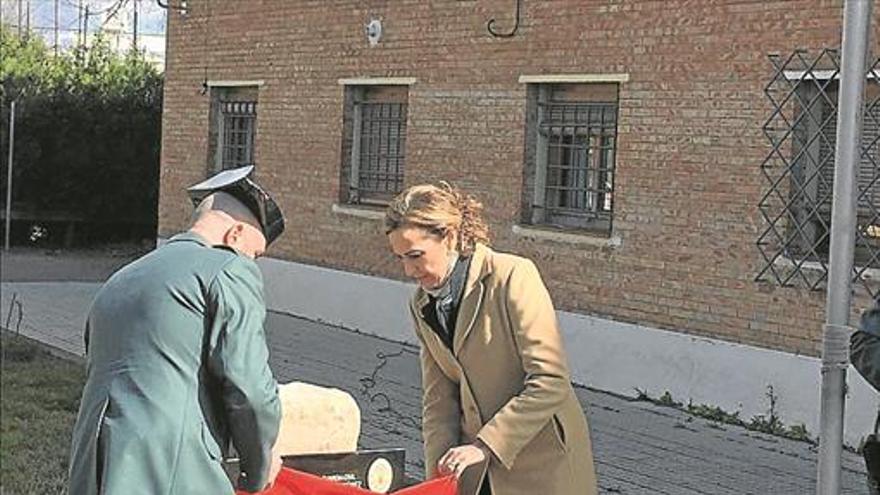 La localidad recuerda al guardia civil arrollado mortalmente por un menor