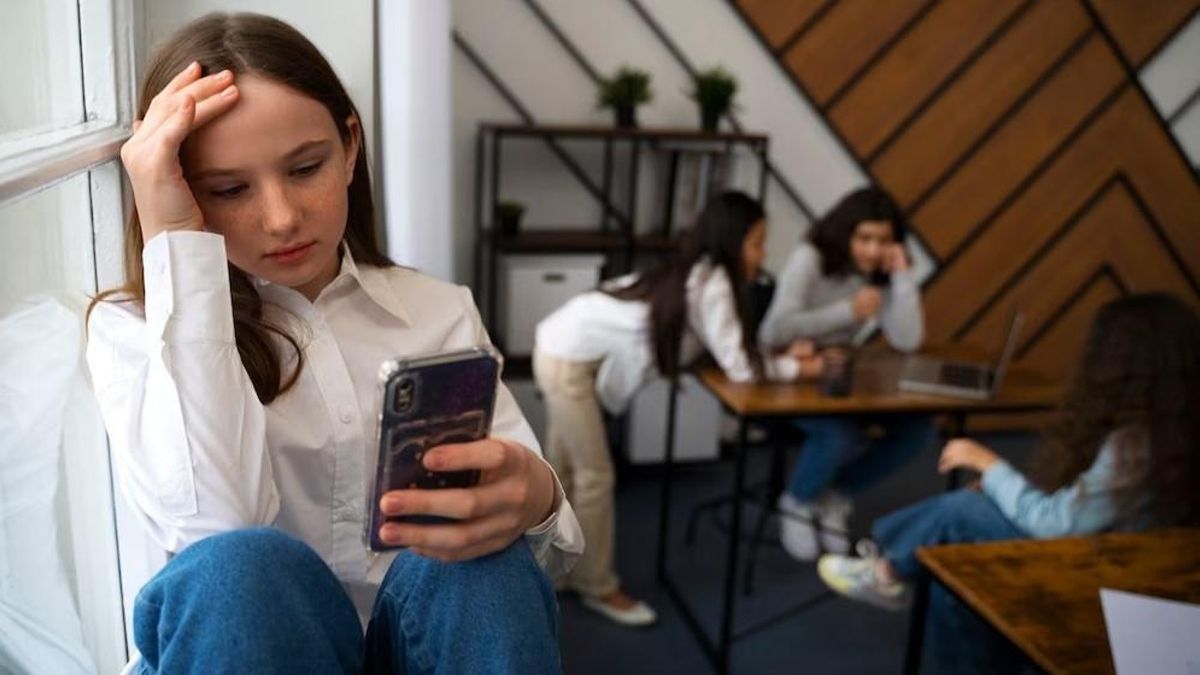 El FOMO es un fenómeno muy extendido en la sociedad actual y que genera una gran intranquilidad para quienes lo padecen