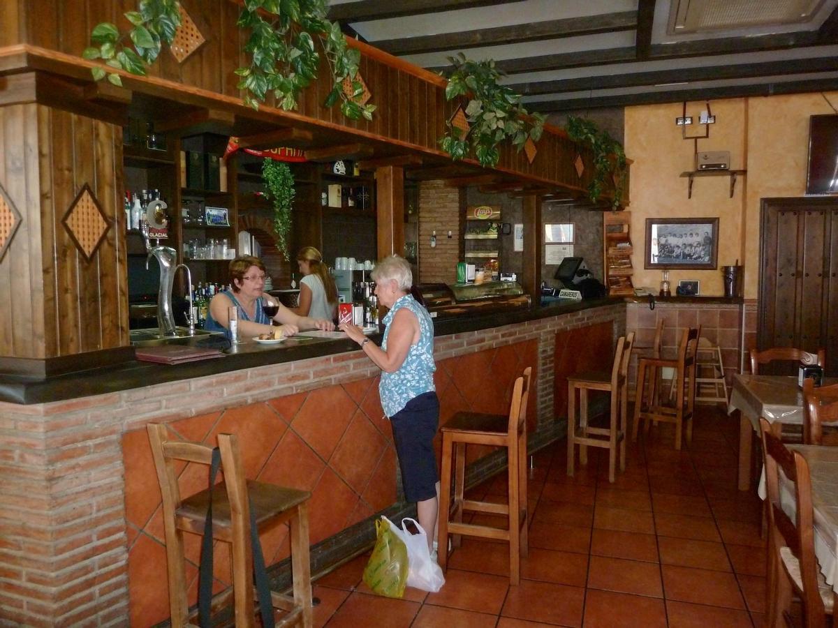 Restaurante Venta La Viña, un negocio cinco siglos de historia que provocó el nacimiento del pueblo más joven de la Axarquía
