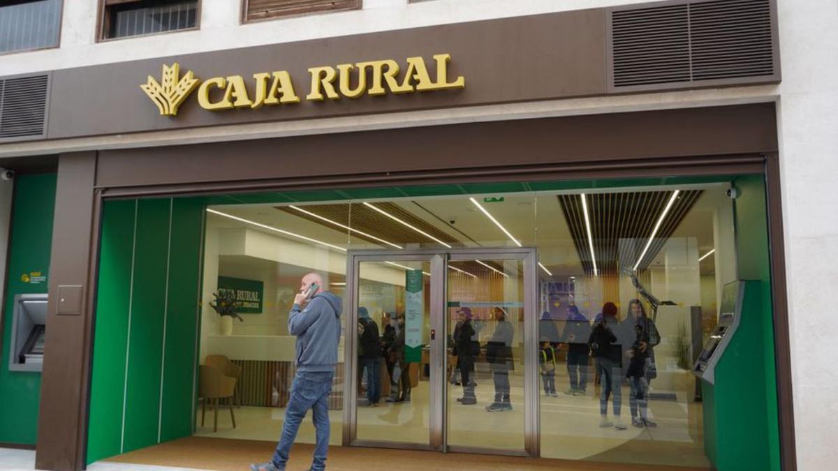 Oficina principal de Caja Rural.