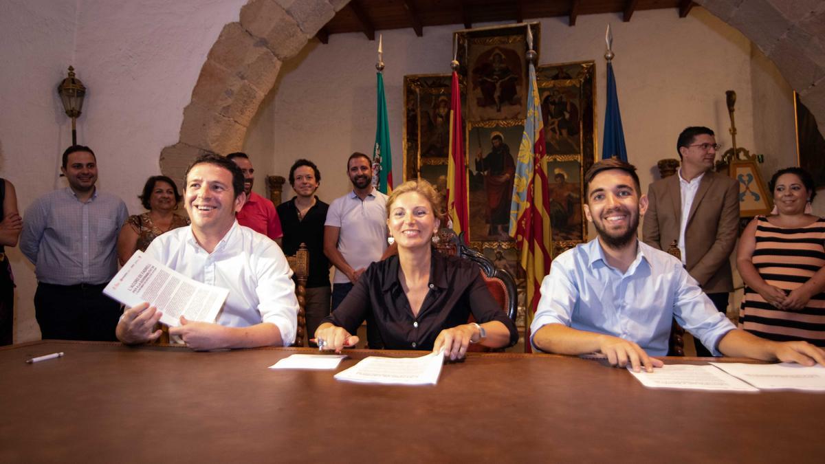 Firma del Acord de Fadrell, en el año 2019.