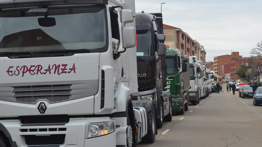 La huelga de los transportistas sigue imparable en Zamora