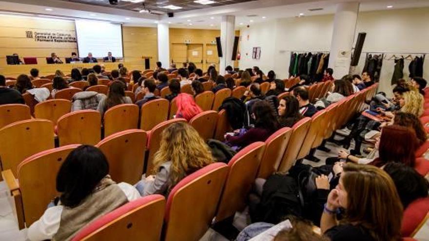 L&#039;assemblea constituent del nou Col·legi de Criminòlegs de Catalunya.