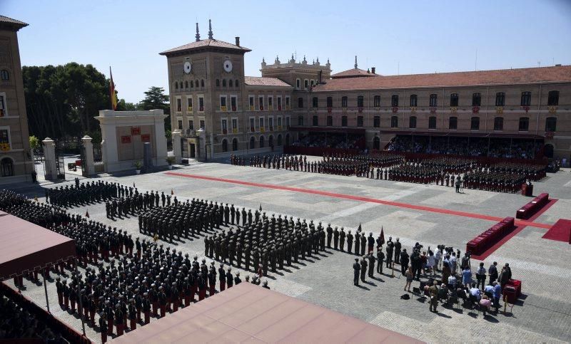 Visita de Felipe VI a la Academia General Militar de Zaragoza