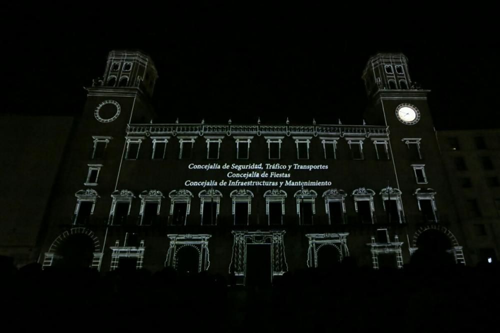 Así fue el primer videomapping de la Plaza del Ayuntamiento