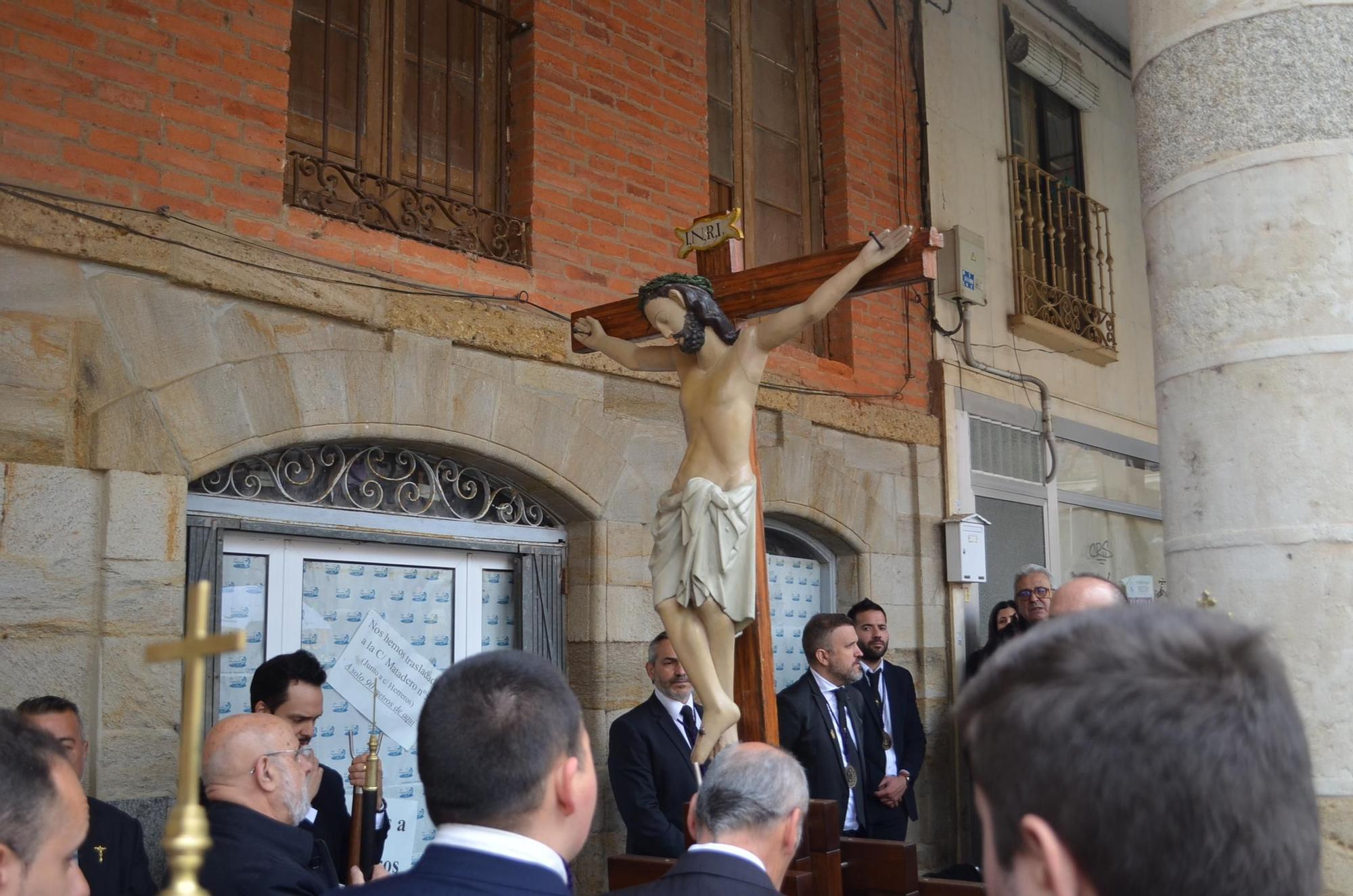 GALERÍA | El recorrido de oración al Cristo de los Afligidos de Benavente, en imágenes