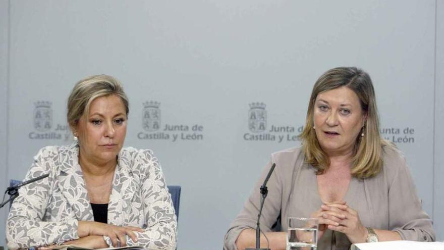 Rosa Valdeón y Pilar del Olmo, ayer, en la rueda de prensa posterior al Consejo de Gobierno.