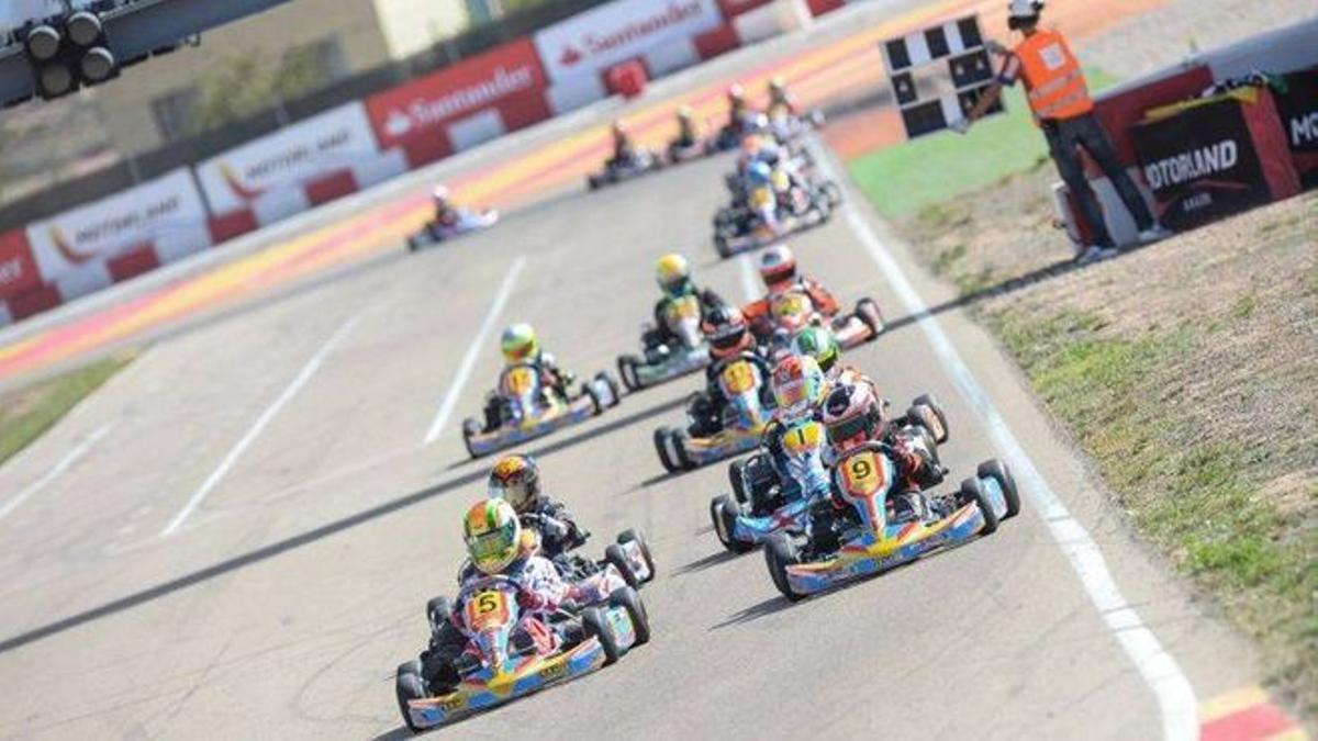 Prueba de karting en un circuito español.