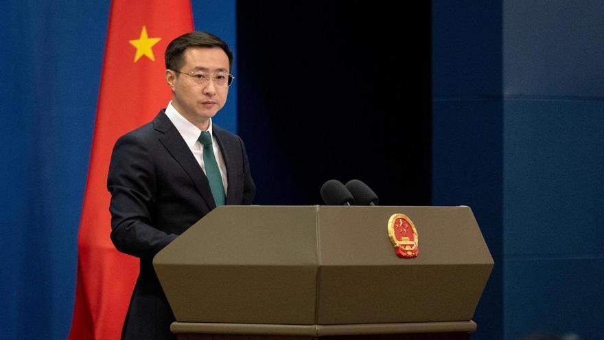 China avisa de que adoptará "todas las medidas necesarias" para proteger sus intereses ante las nuevas sanciones de EEUU contra Irán