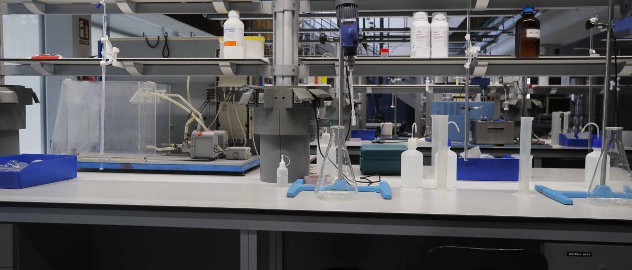 Laboratorio de Química, perfil más demandado para la futura gigafactoría