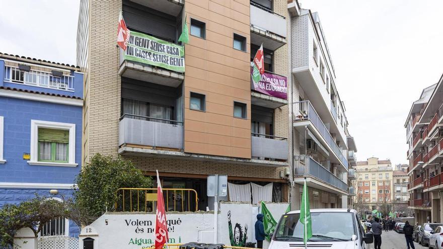 El Govern adquireix a Manresa el bloc 8 okupat "per incorporar nous habitatges al parc públic de lloguer social"