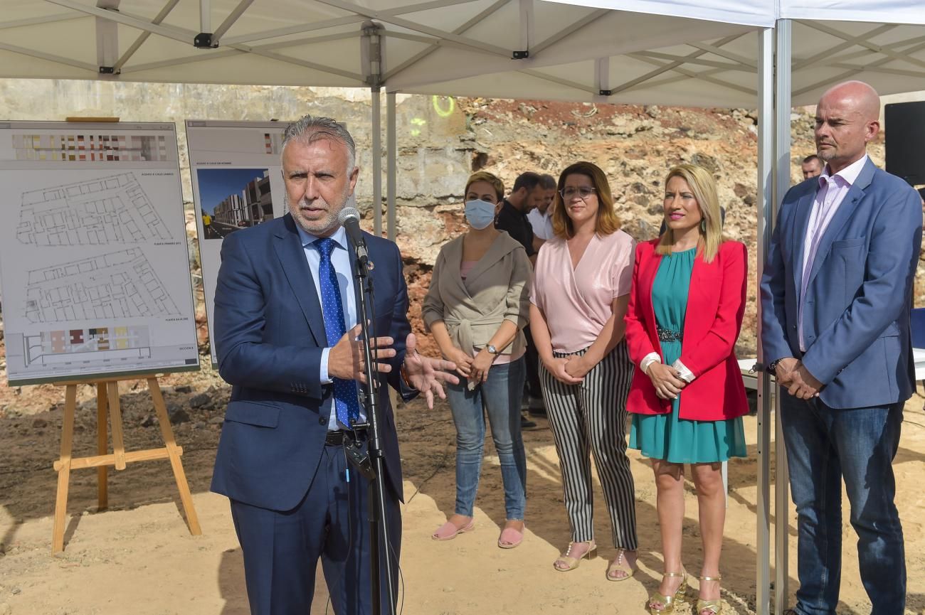 1ª piedra de la 1ª Promoción Viviendas de Ingenio