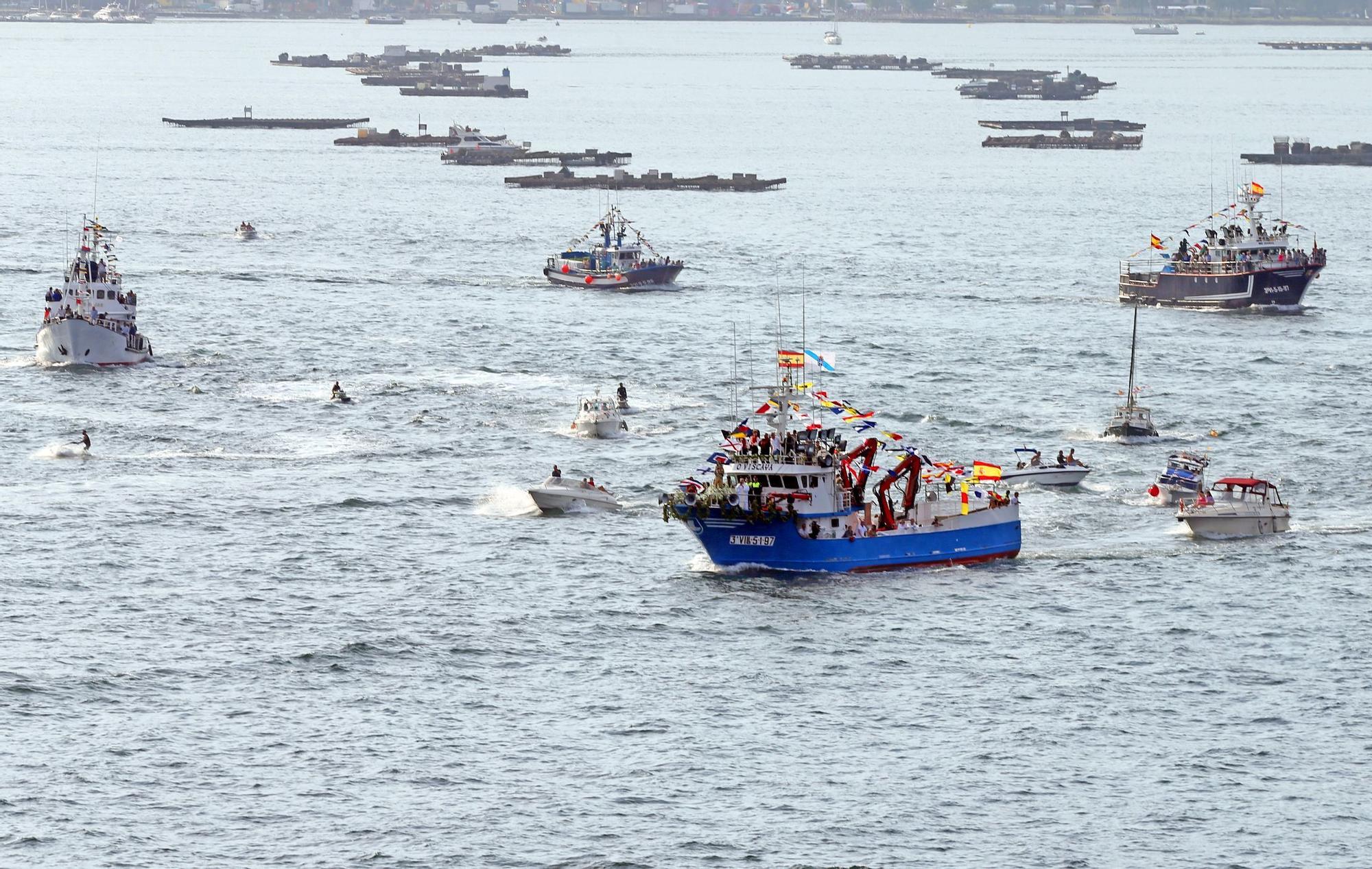 Las mejores imágenes de la procesión marítima de O Berbés