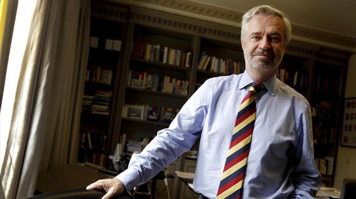 L’historiador Charles Powell posa per a EL PERIÓDICO per a una entrevista el 2011. L’historiador Charles Powell posa per a EL PERIÓDICO per a una entrevista el 2011.