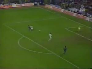 Gol de Giovanni, amb botifarra inclosa.