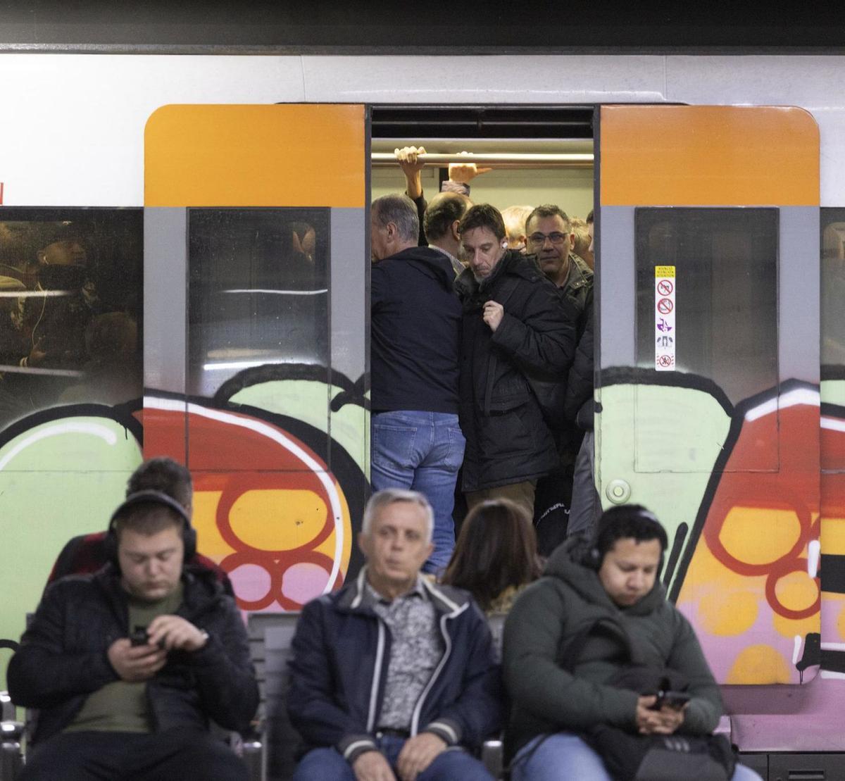 Rodalies repeteix com a transport més mal vist a l’àrea de BCN