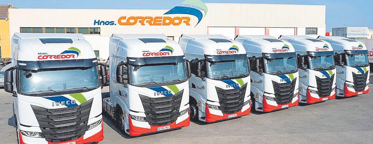 Transportes Hermanos Corredor confía en Ginés Huertas Industriales para ampliar su flota con 10 cabezas tractoras