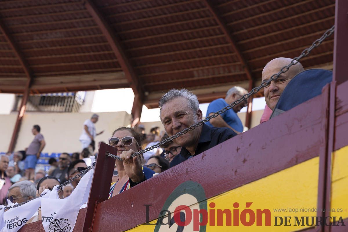 Tarde histórica en Abarán con la alternativa de José María Trigueros y el indulto de Tomás Rufo, junto a Castella salieron a hombros