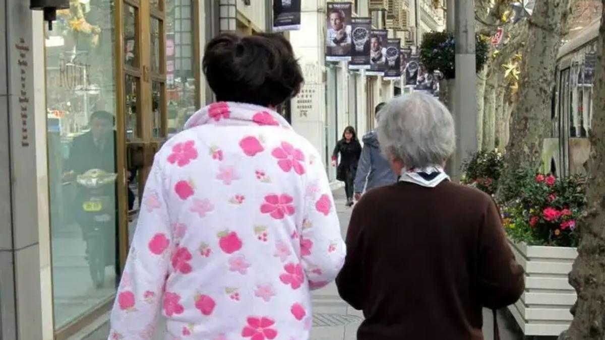 La tendencia de salir a la calle en pijama conquista las ciudades