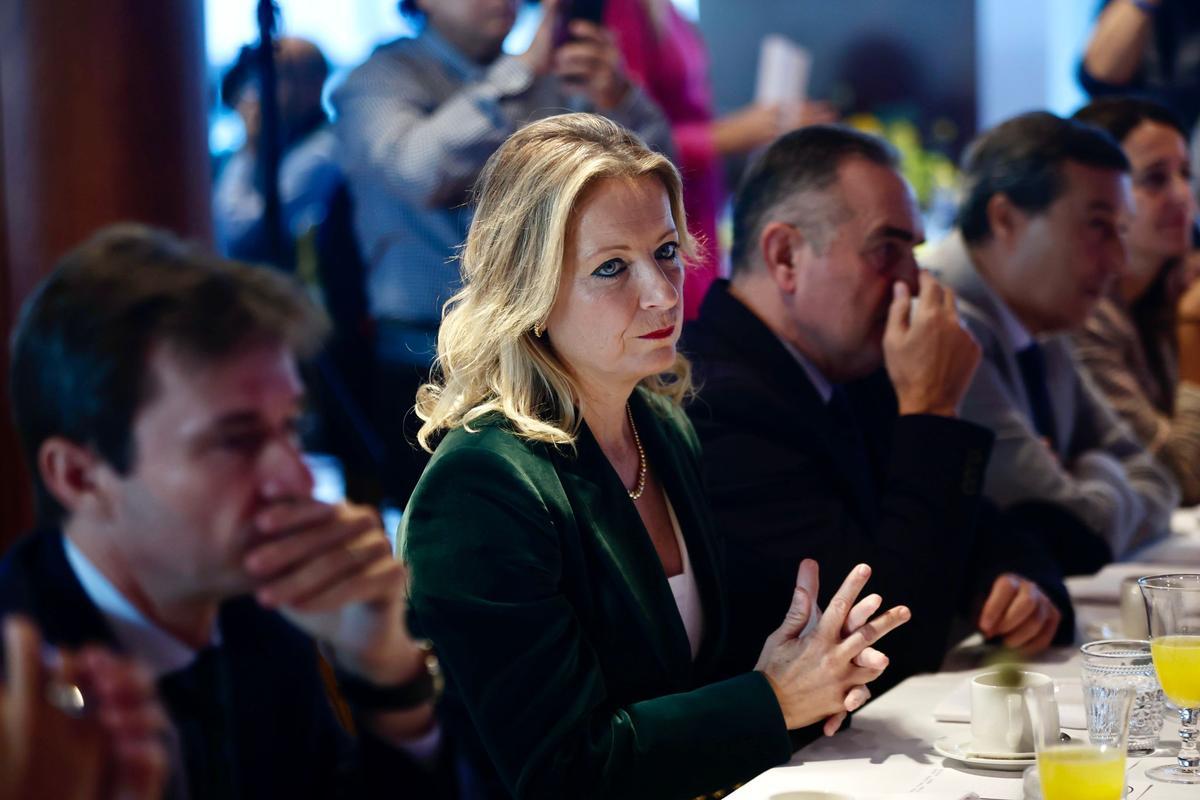 Bartual y Gan Pampols.