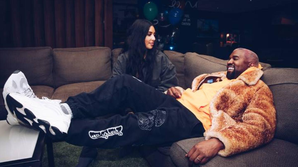 Kim Kardashian y Kanye West asisten a la gira Astroworld de Travis Scott