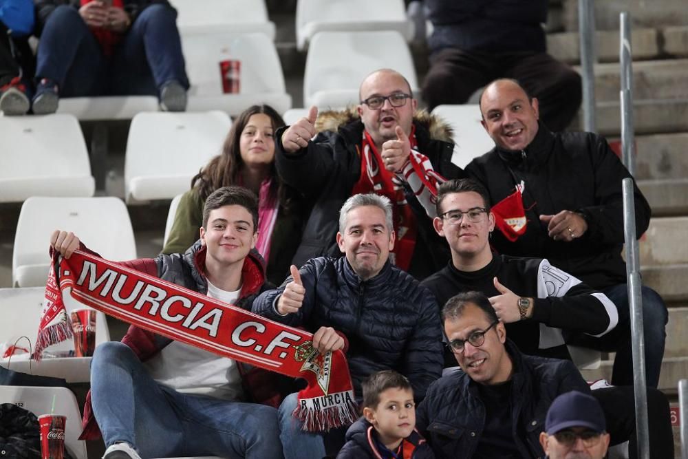 Ambiente en las gradas del Real Murcia - FC Cartagena