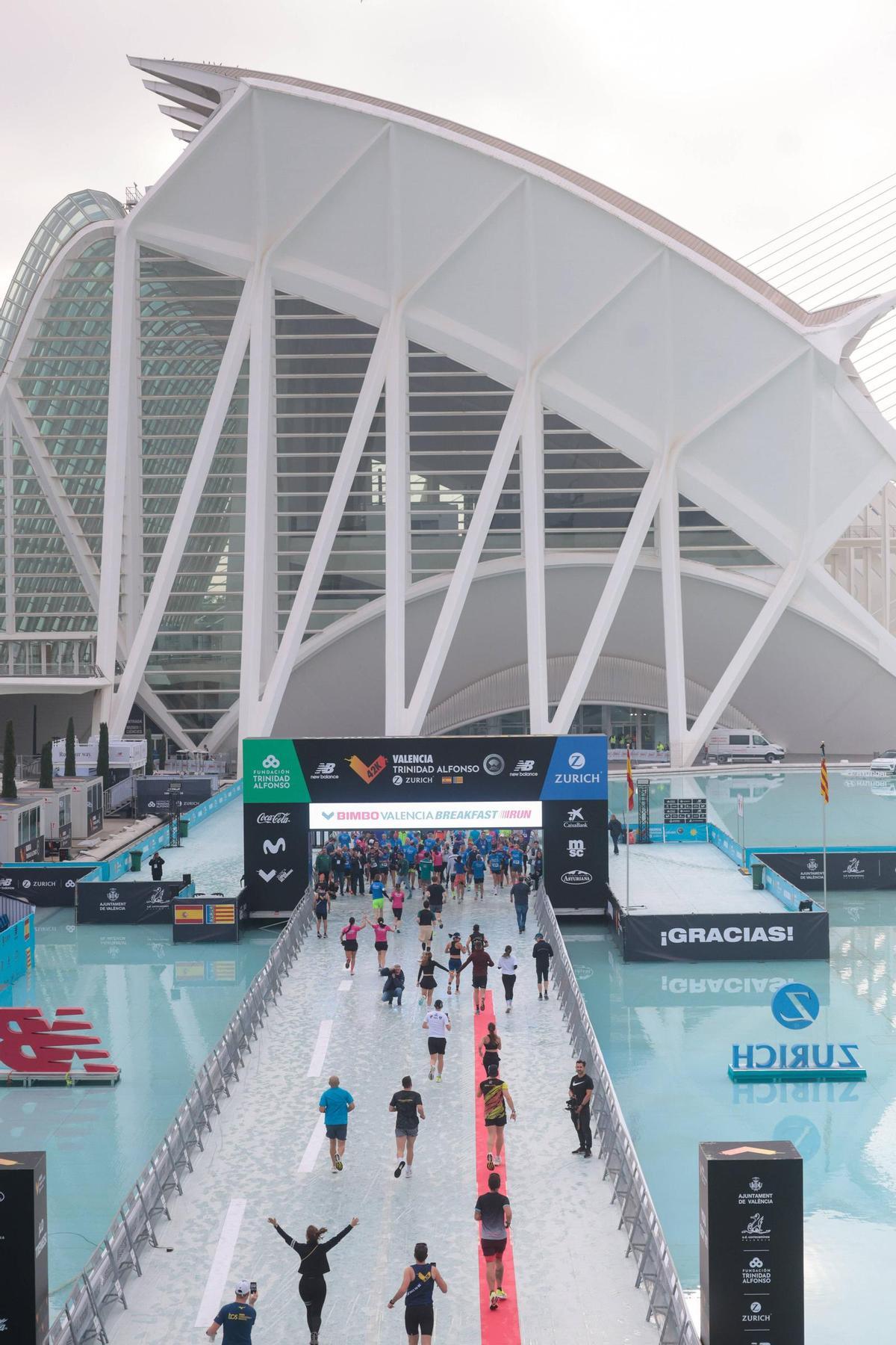 Intenso sábado previo de Maratón Valencia 2024, lleno de actividades para todos los públicos