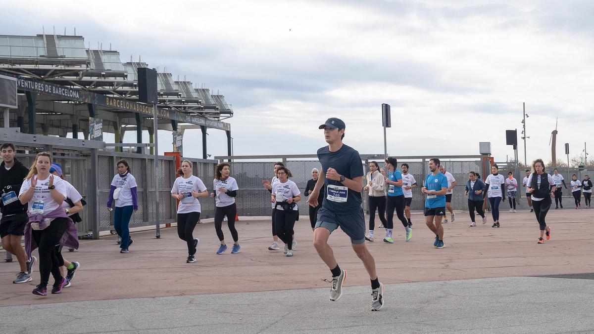 Barcelona corre contra el cáncer en el Fòrum