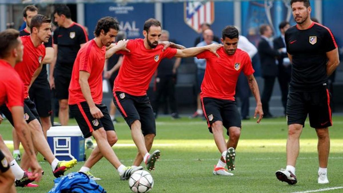 La plantilla del Atlético al mando de Simeone se entrenó en San Siro un día antes de la final