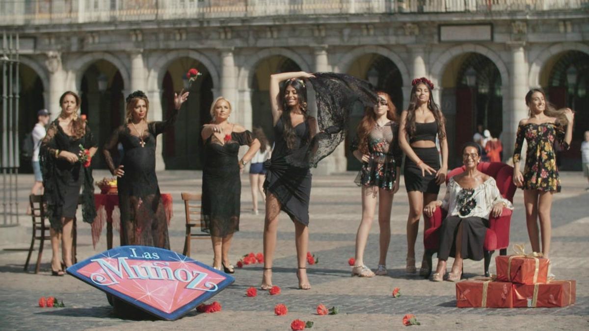 Las Muñoz de 'Los Gipsy Kings' bailando