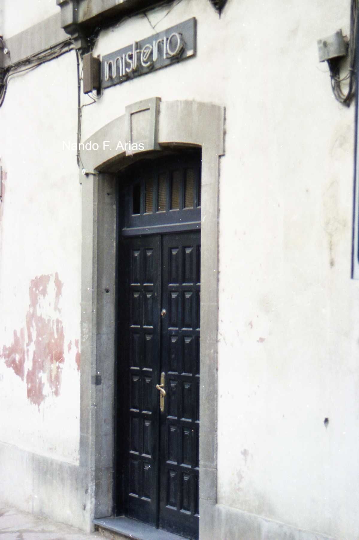 En imágenes, los locales míticos de finales de siglo en Grado