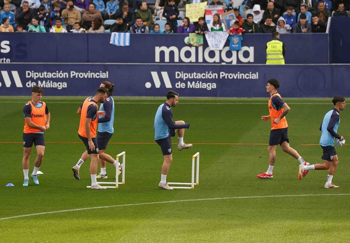 El Málaga CF trabajó aspectos físicos en el entrenamiento a puerta abierta.