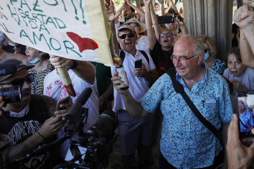 Concentració a Madrid contra les mascaretes