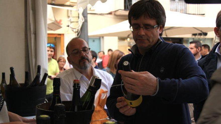 Puigdemoment a la Fira del Vi de Vilanova i la Geltrú.