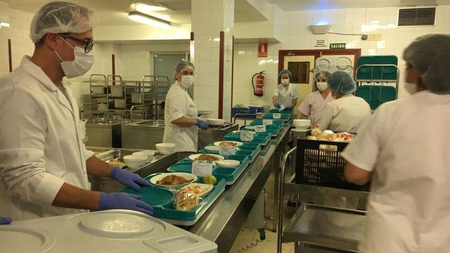 El Hospital de Los Pedroches celebra la fiesta de Todos los Santos con un menú especial