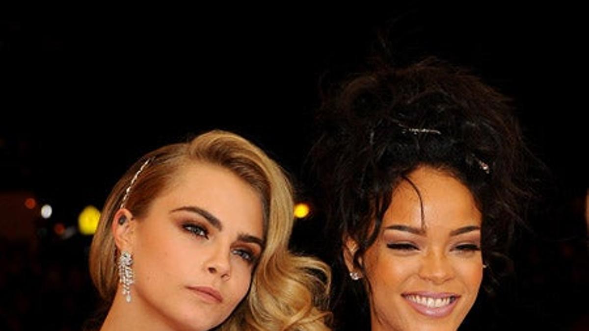 Rihanna y Cara Delevingne