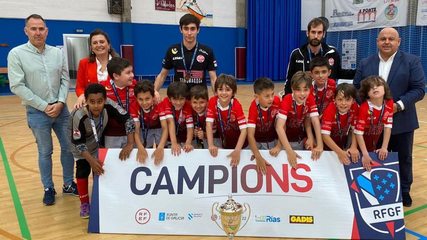 Títulos gallegos en fútbol sala para el Casa Paco y el Ganomagoga