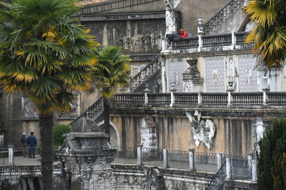 Una jornada lúdica redescubre el tesoro legado hace más de un siglo por los García Naveira que recrearon en O Carregal lo visto y soñado en sus viajes alrededor del mundo.