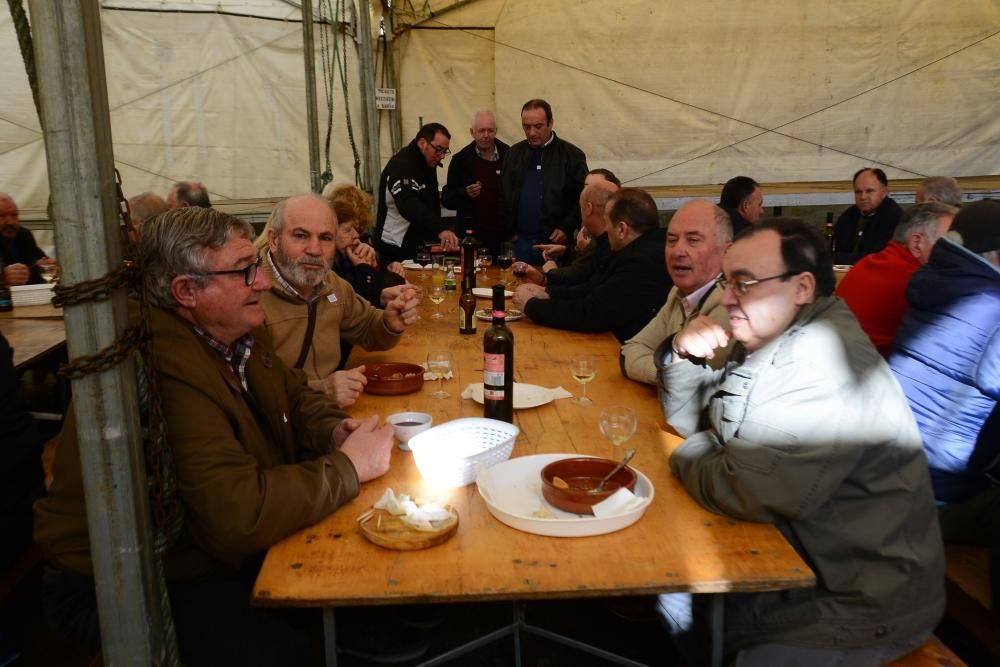 Los romeros, en la fiesta de San Amaro de Aldán.