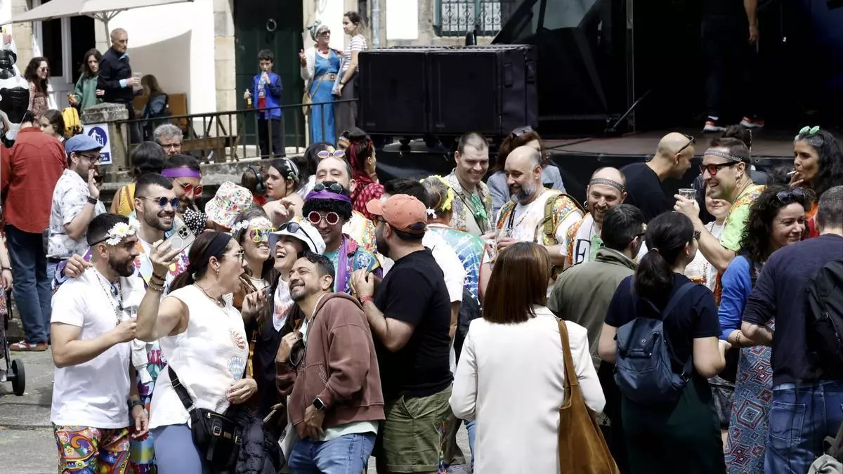 San Martiño Pinario revive el Santiago de 1976 con '50 anos aló': "Esta festa creceu moito"
