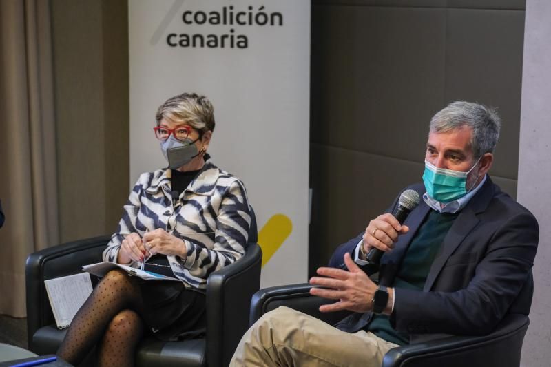 CC celebra un foro con empresarios