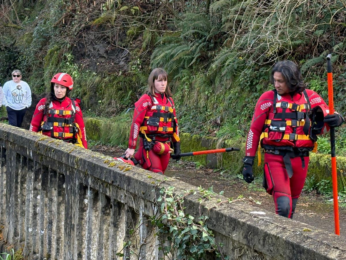 Así es la intensa búsqueda, este domingo, de la mujer que cayó al agua en San Martín