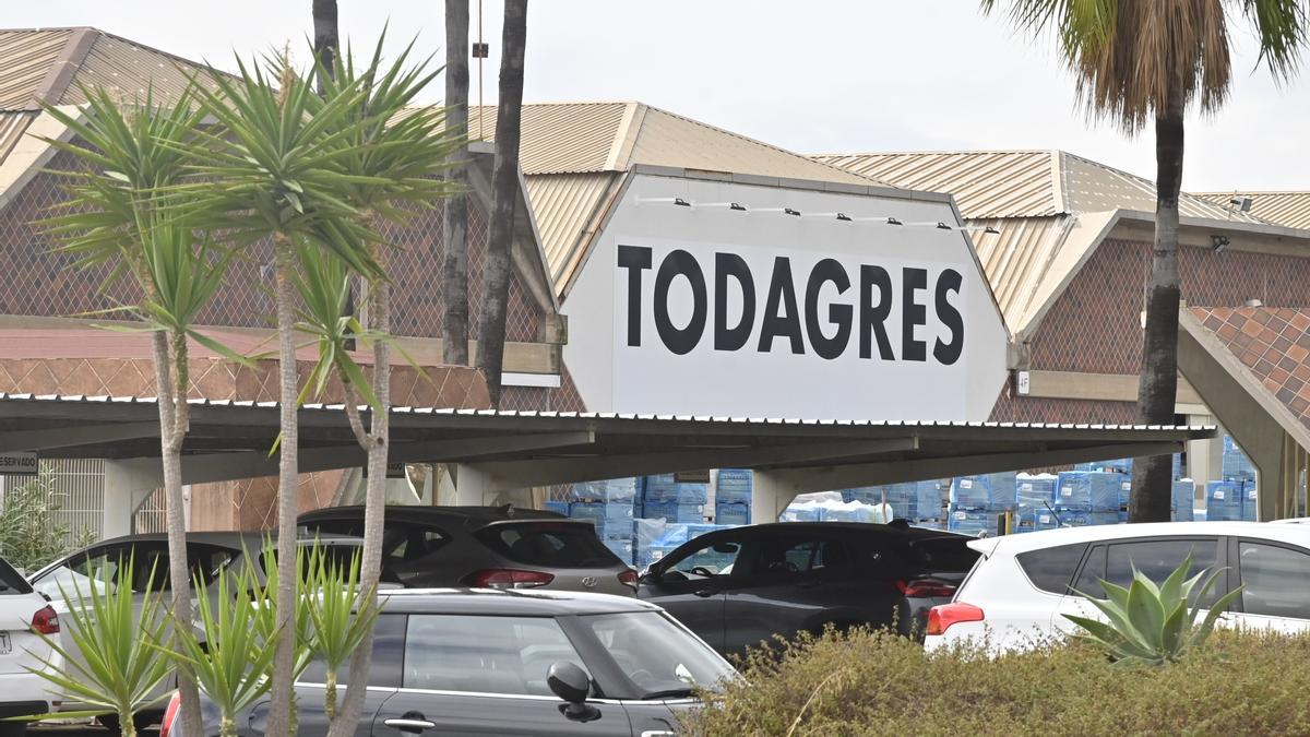 Exterior de las instalaciones de la empresa azulejera Todagres, en Vila-real.